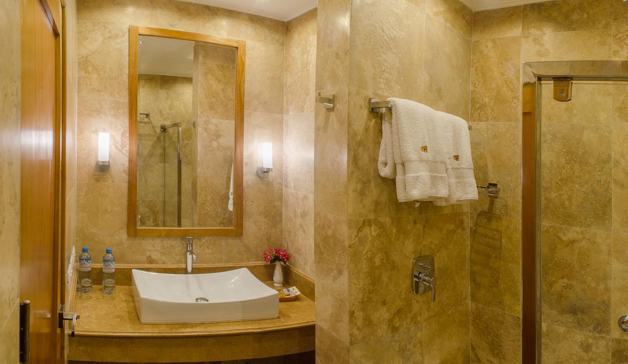 Taypikala Deluxe Valle Sagrado Урубамба Екстериор снимка